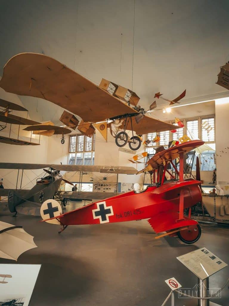 Deutsches Museum Muenchen Fok DRI 425 Flugzeug