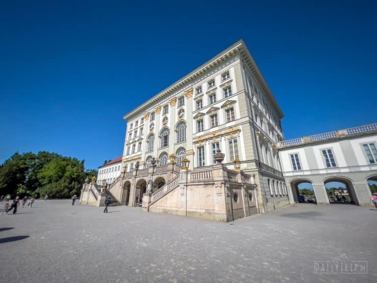 Schloss Nymphenburg Muenchen Rueckansicht